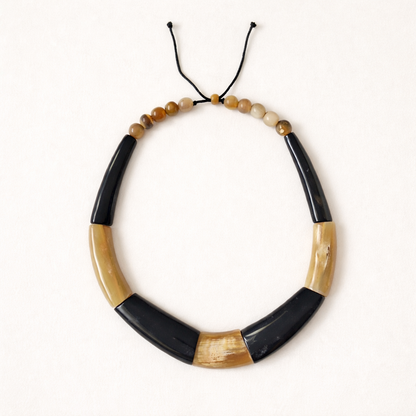 Collier Vendôme en corne de zébu de madagascar